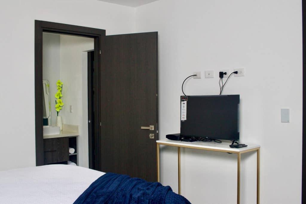 Lujoso Y Acogedor Condominio Ejecutivo/Familiar San Pedro Sula Eksteriør billede